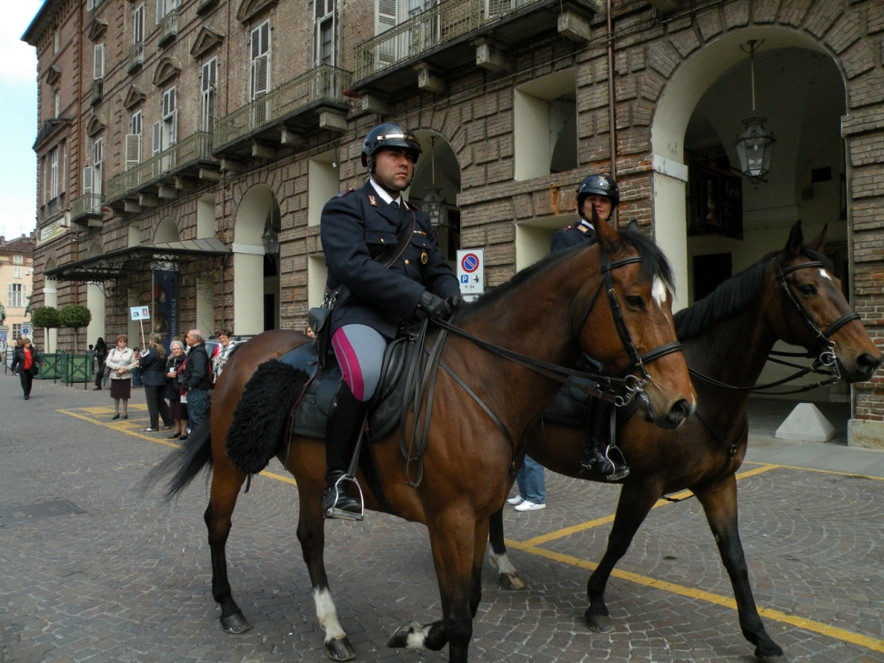 La Santa Sindone - Polizia a cavallo_14.JPG